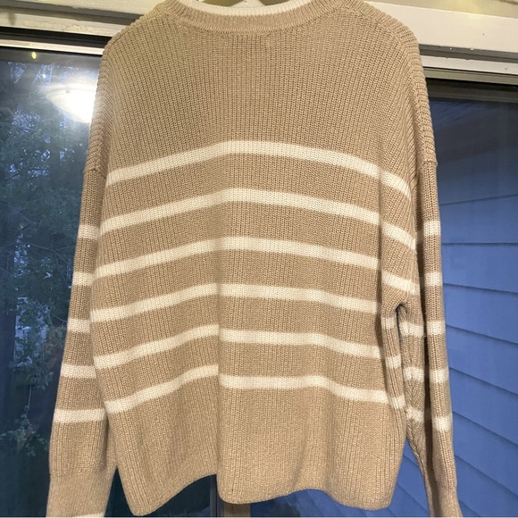 Banana Republic Oversized Mariner Crewneck sweater - Picture 3 of 5